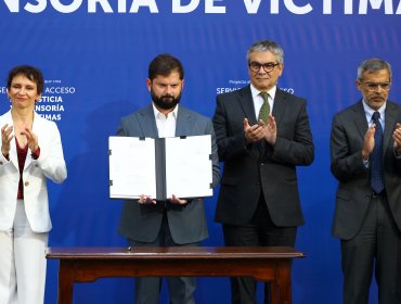 Presidente Boric firma proyecto que crea la Defensoría de las Víctimas