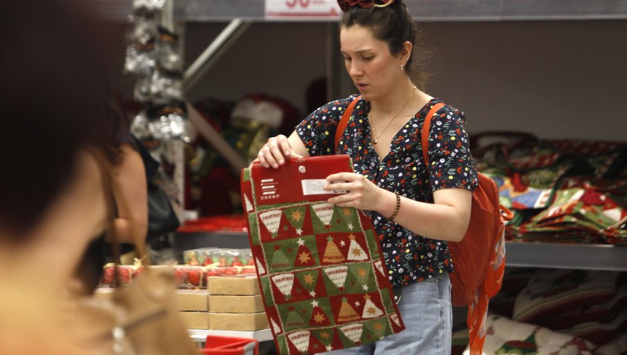 Cámara de Comercio estima que gasto promedio en regalos de Navidad será de $116.000