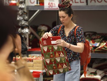 Cámara de Comercio estima que gasto promedio en regalos de Navidad será de $116.000
