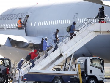 Venezuela no autoriza aterrizaje de avión chileno con migrantes expulsados del país