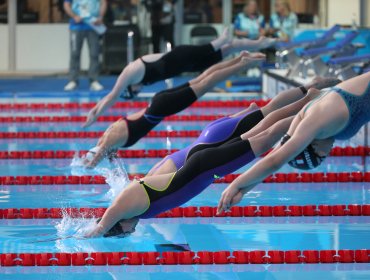 Francisca Neiman gana medalla de bronce para Chile en 100 metros pecho