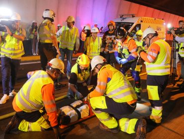 Realismo total en simulacro de accidente en Túnel San Cristóbal: Involucró autos involucrados y personas heridas