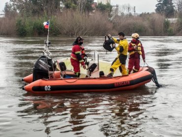 Encuentran sin vida el cuerpo de la madre del niño perdido en el río Tinguiririca: continúa la búsqueda