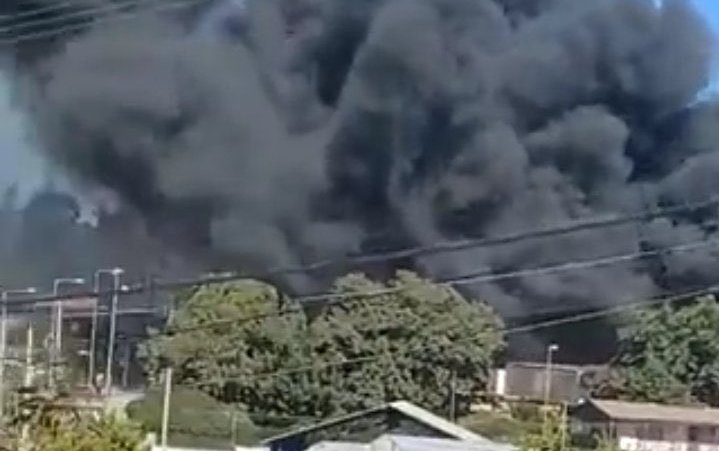 Seremi de Salud de Valparaíso entregó recomendaciones para evitar problemas de salud ante humo de incendio en Placilla