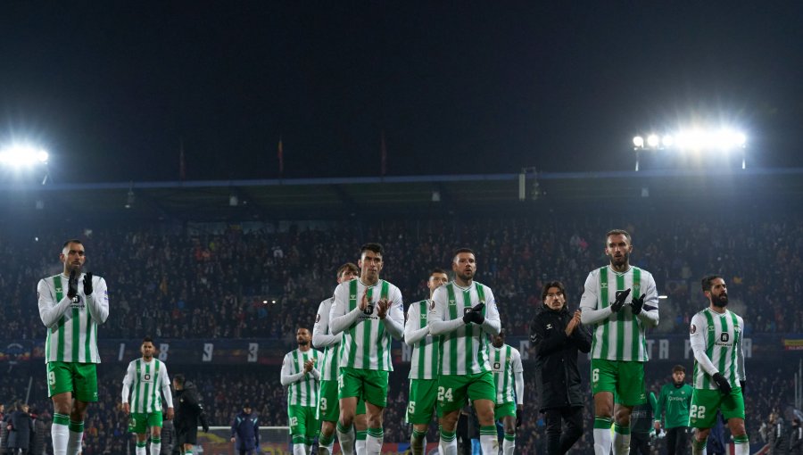 Betis de Pellegrini y Bravo pierde ante Sparta Praga y enreda su clasificación en la Europa League