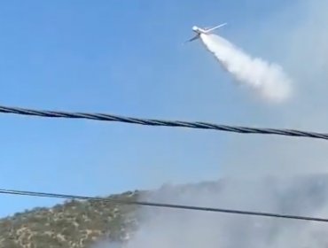 Incendio forestal en Olmué cuenta con el apoyo del recién llegado “Aero Tanker”