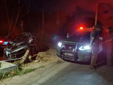 Carabineros frustra robo a bodegas en San Bernardo: Turba disparó y quemó automóviles