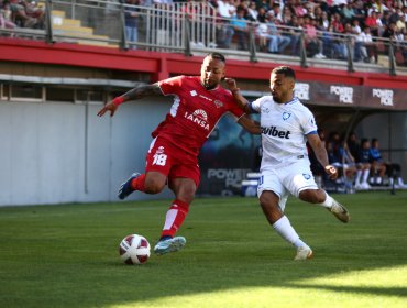 Huachipato derrotó sobre la hora a Ñublense y mantuvo viva la ilusión del título