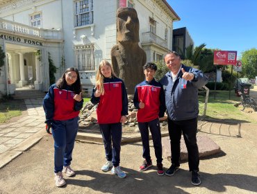 Deportistas de la región de Valparaíso inician participación en voleibol, ajedrez, natación y para natación en Sudamericano Escolar