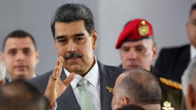 Maduro ordena crear una provincia venezolana y otorgar licencias petroleras en la región del Esequibo controlada por Guyana