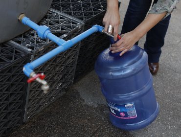 Suspenden clases y declaran Alerta Amarilla en Antofagasta por masivo corte de agua