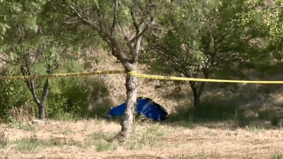 Hallan cuerpo envuelto en frazadas y atado con cable en Talagante: habría sido lanzado desde la ruta que une Santiago con San Antonio