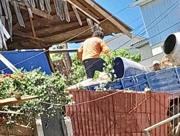 Cinco lesionados deja choque de camión contra casa en el cerro Florida de Valparaíso