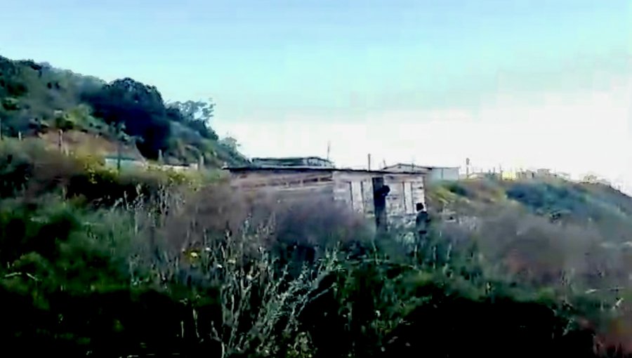 «Casa cautiverio» y más de una persona: Revelan nuevos antecedentes sobre el hallazgo de restos humanos en cerro de Valparaíso