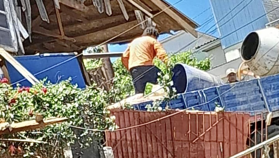 Cinco lesionados deja choque de camión contra casa en el cerro Florida de Valparaíso