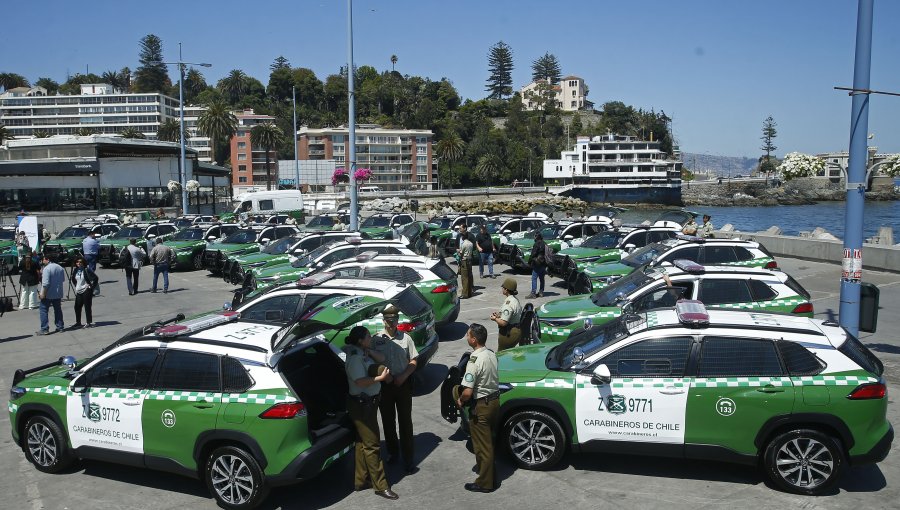 Carabineros recibe 22 nuevos vehículos para reforzar la seguridad durante el verano en la región de Valparaíso