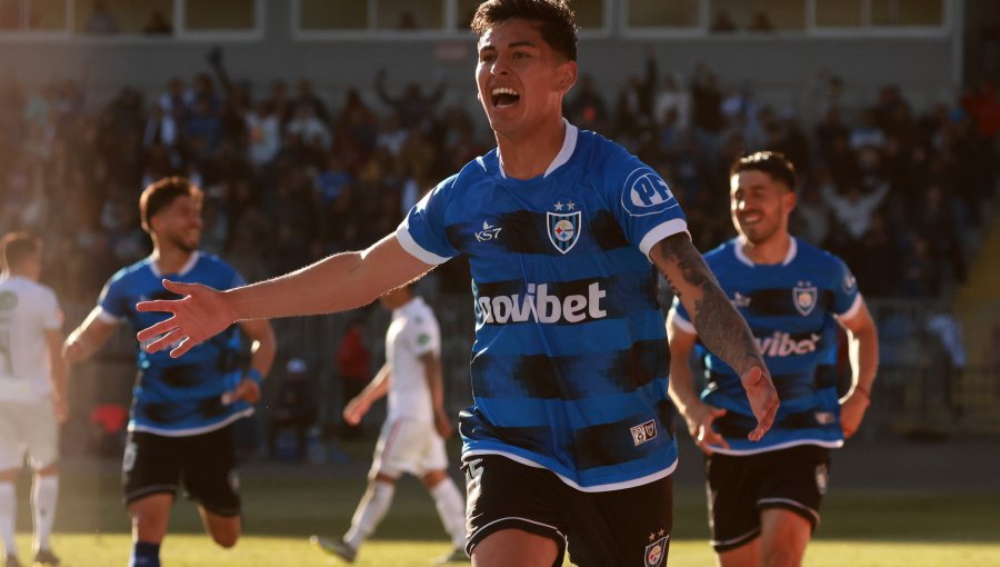 Huachipato aprovechó la ayuda de Unión Española y se consagró como campeón