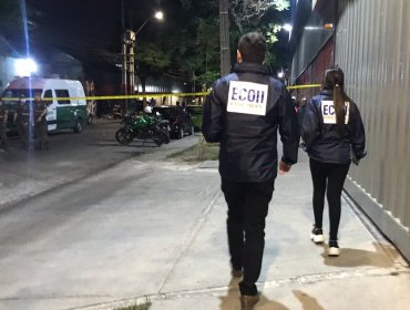 Dos peruanos son asesinados a balazos al exterior de su domicilio en la comuna de Santiago