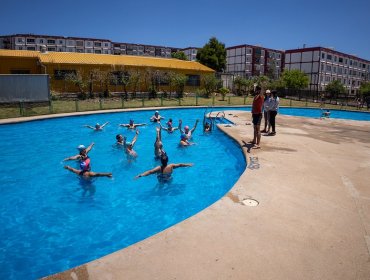 Quilpué dio inicio al verano con la apertura de sus piscinas municipales en Belloto Sur