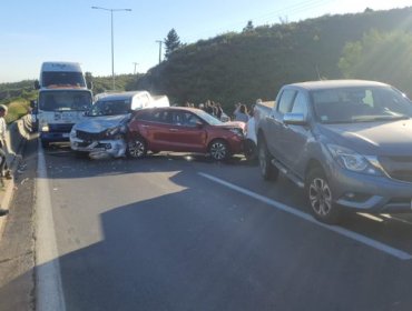 Accidente múltiple provocó corte de tránsito en la ruta Las Palmas de Viña del Mar