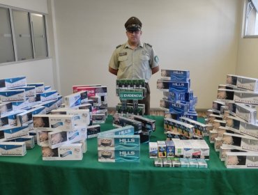 Casi 1.300 cajetillas de cigarros de contrabando fueron decomisadas desde feria minorista de La Calera: dos detenidos