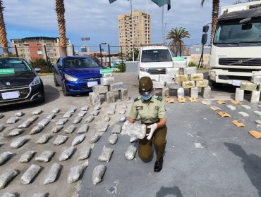 Incautan más de 850 kilos de drogas tras dos procedimientos en el sector La Negra de Antofagasta