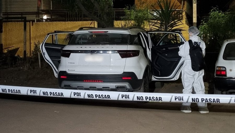 Delincuente está grave tras ser baleado durante operativo de la PDI en Peñalolén