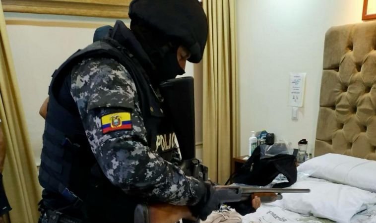 Claves sobre el megaoperativo que se llevó a cabo en Ecuador y que dejó a jueces, fiscales, policías y abogados detenidos