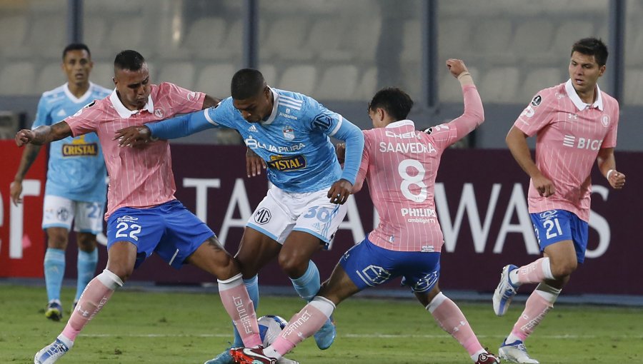 Universidad Católica confirma pretemporada en Perú y amistoso con Sporting Cristal