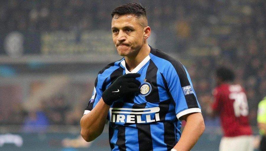 Distensión muscular aleja a Alexis Sánchez del duelo de Inter ante Lazio por Serie A