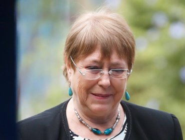 Expresidenta Bachelet aseguró tras votar en el plebiscito que "prefiero algo malo que algo pésimo"