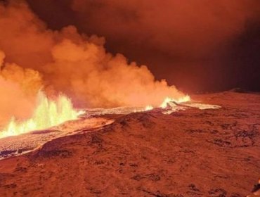 Islandia declara estado de emergencia por erupción de volcán cerca de la ciudad de Grindavik