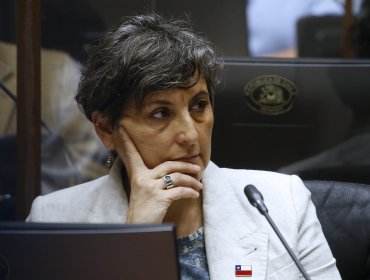 Ministra de Salud descarta cambio en discusión de la Ley Corta tras renuncia de Banmédica y Vida Tres a la Asociación de Isapres