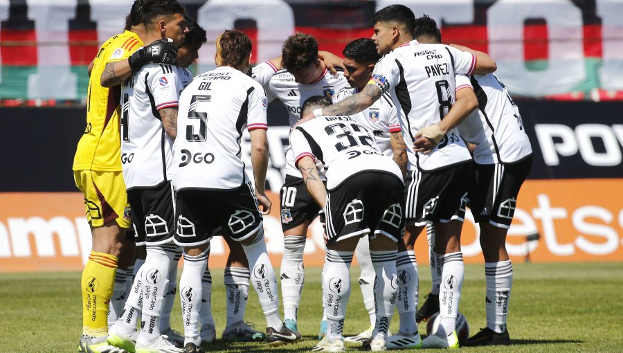 Investigan a 22 jugadores de Colo-Colo por la presunta obtención irregular de licencias de conducir