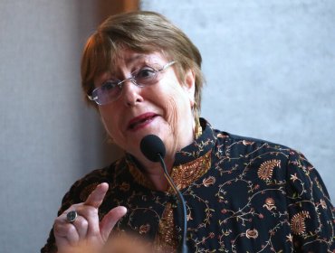 Parlamentarios oficialistas descartan opción de Michelle Bachelet como carta presidencial