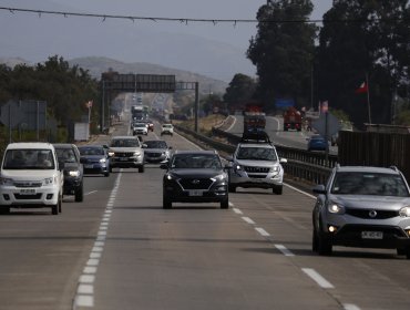 Fin de semana navideño deja 18 personas fallecidas y 300 mil vehículos retornados a la Región Metropolitana