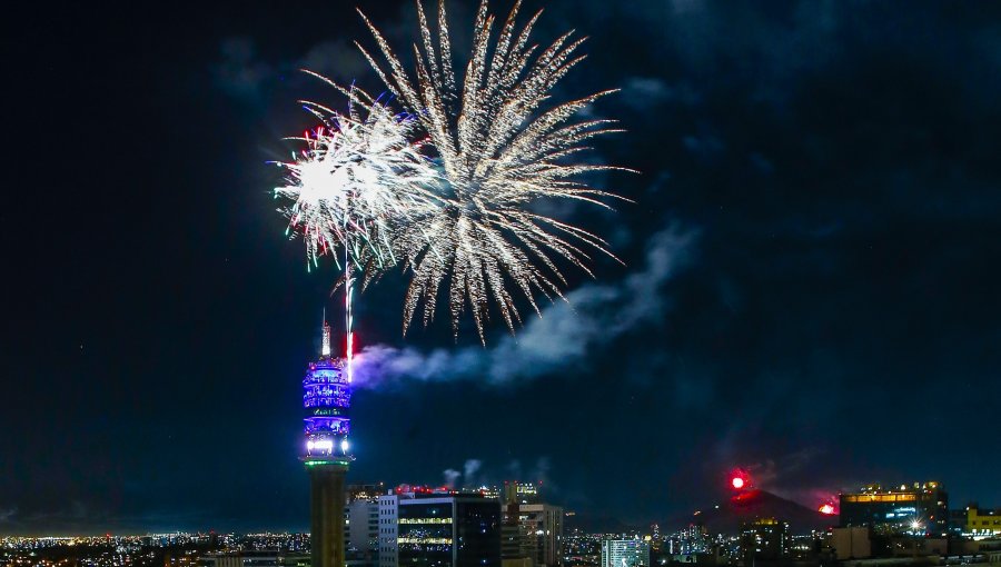 Por quinto año consecutivo: Torre Entel no contará con show de fuegos artificiales para recibir el 2024