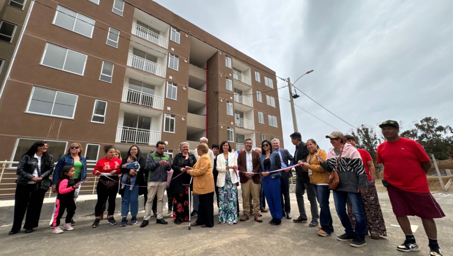 Proyecto habitacional «Vicente Huidobro»: 300 familias de Cartagena recibieron las llaves de sus nuevas viviendas