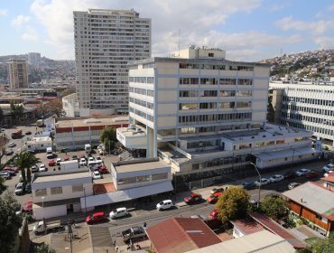 Más de un centenar de funcionarios reclutados durante la pandemia seguirán vinculados al Hospital Van Buren de Valparaíso