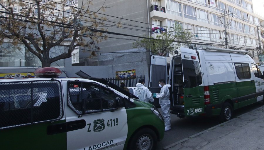 Femicidio en La Pintana: Hombre de 67 asfixió a su pareja y luego habría intentado suicidarse