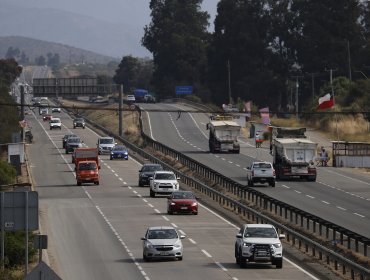 Más de 100 mil vehículos han salido de la región Metropolitana por fin de semana de Año Nuevo