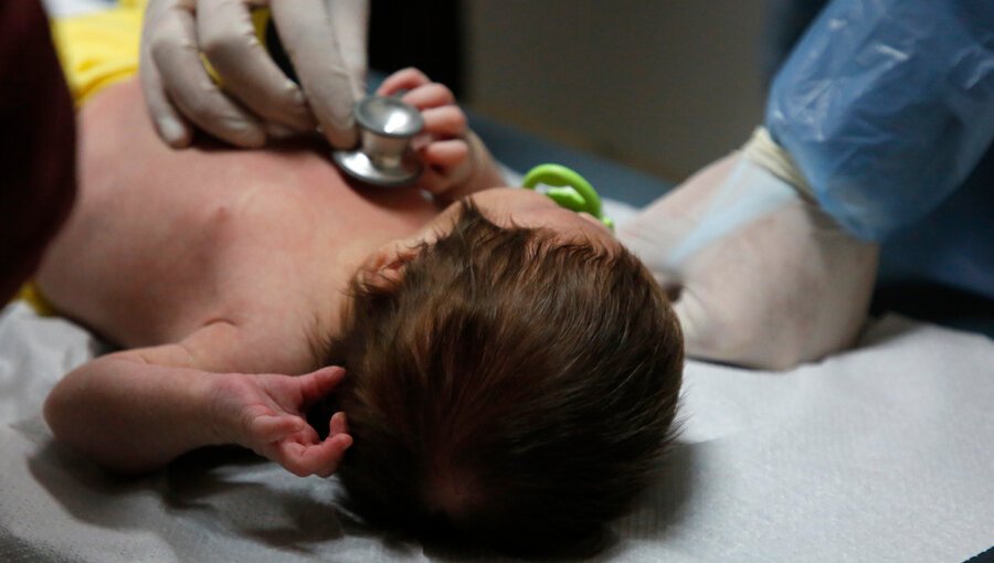 Bebé de dos meses fue víctima de quemaduras mientras se encontraba internado en el hospital de Quilpué