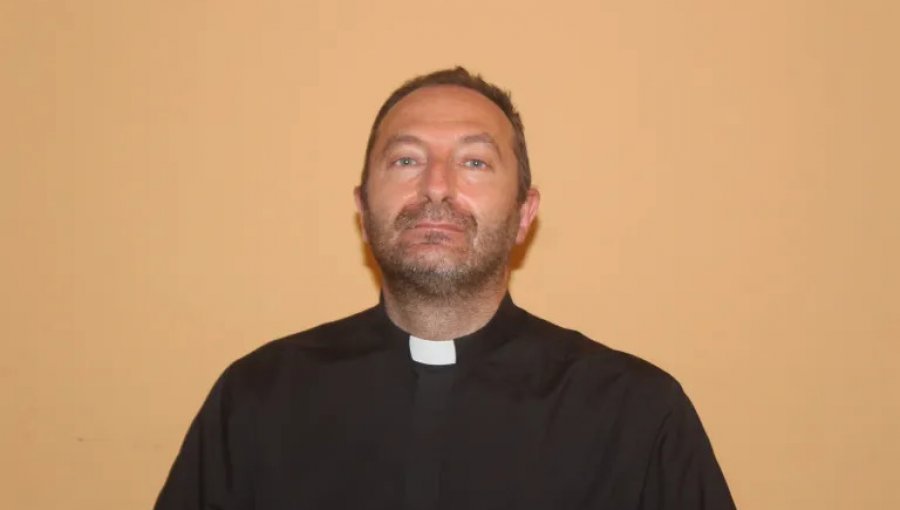 Excomulgan a sacerdote italiano por afirmar que el cónclave que eligió al Papa Francisco no fue válido