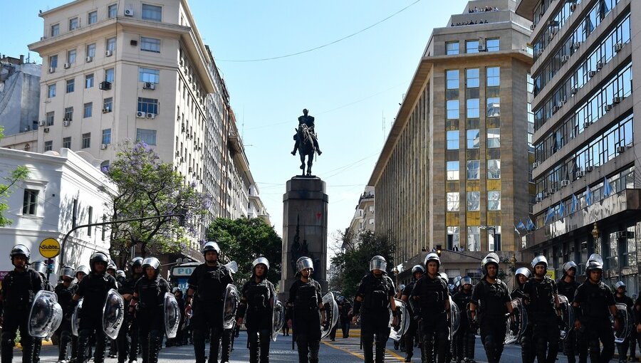 Detienen a tres sirios sospechosos de planificar atentados terroristas en Argentina