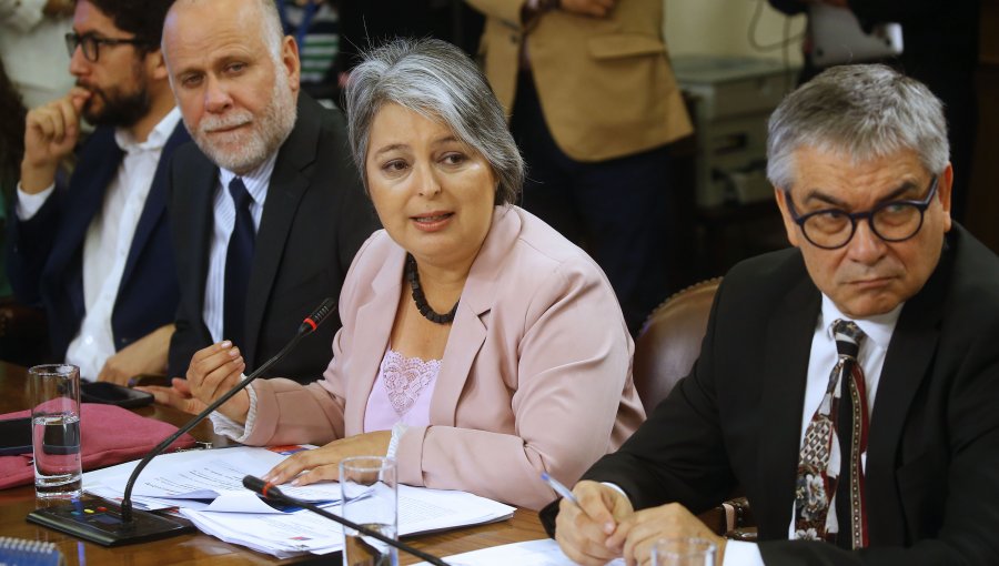 Gobierno ingresó suma urgencia a proyecto de reforma previsional pese a críticas de la oposición