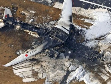 Pilotos del vuelo de Japan Airlines no se dieron cuenta del incendio hasta que la tripulación les informó