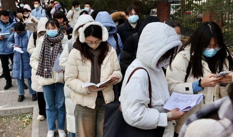 Cómo la Generación Z está redefiniendo el "sueño chino" ante la falta de oportunidades