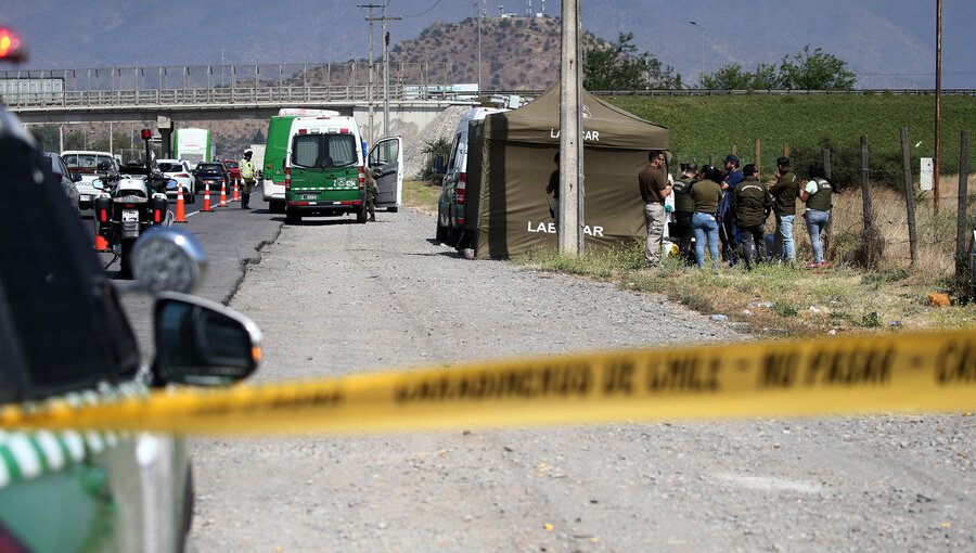 Encuentran cuerpo maniatado y amordazado al interior de una maleta en Ruta 68