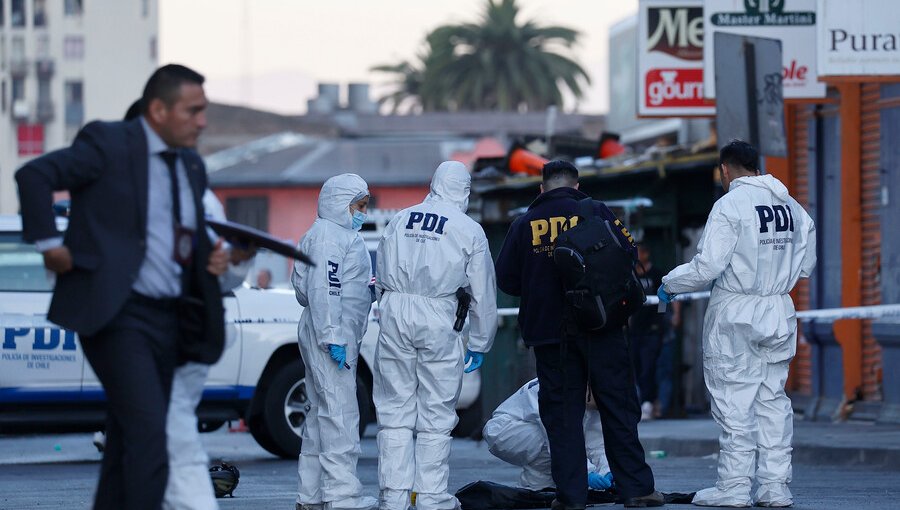 Hombre es asesinado a balazos en plena vía pública en Valparaíso