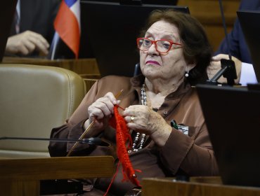 Comisión de Ética de la Cámara aplicó censura y multa a diputada Cordero por dichos contra senadora Campillai